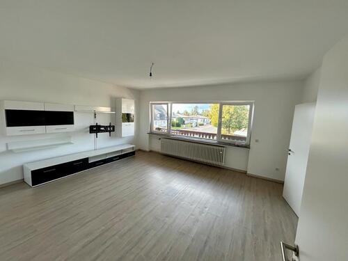 Foto - Attraktive 4-Zimmer Wohnung in ruhiger Lage mit Balkon