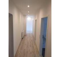 Renovierte Wohnung mit 5 Zimmern in Witten Zentrum - WG geeignet