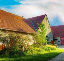 Hofstelle im Grünen - sehr gepflegtes ländliches Anwesen - Preußisch Oldendorf