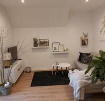 Iserlohn-Wermingsen -DG-Wohnung im 3-FH mit Balkon in guter Lage-