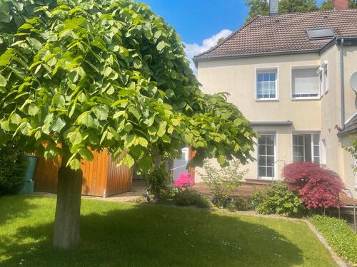 Foto - Gepfl. Einfamilienhaus durchgängig modernisiert, Kaufgrundstück