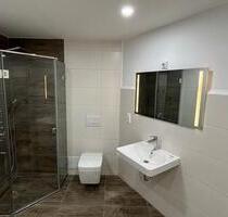 Frisch sanierte und luxuriöse 2-Raum-Wohnung in Wilkau-Haßlau