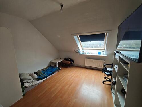 Foto - 3 Zimmer DG Wohnung - 570,00&nbsp;EUR Kaltmiete, ca.&nbsp; 57,50&nbsp;m&sup2;