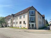 Foto - schöne renovierte 1-Raum-Wohnungen (von 31 m² zu 185 € bis 54 m² zu 325 €) in Stösitz bei Riesa