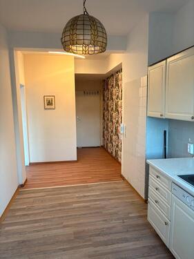 Foto - 1-Zimmer-Wohnung mit Balkon & separater Küche