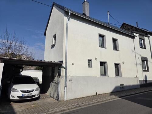 Foto - Einfamilienhaus mit Hof Carport Ochtendung