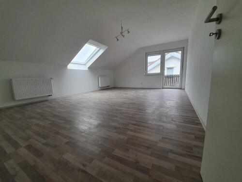 Foto - DG-Wohnung - 1.110,00&nbsp;EUR Kaltmiete, ca.&nbsp; 76,00&nbsp;m&sup2;