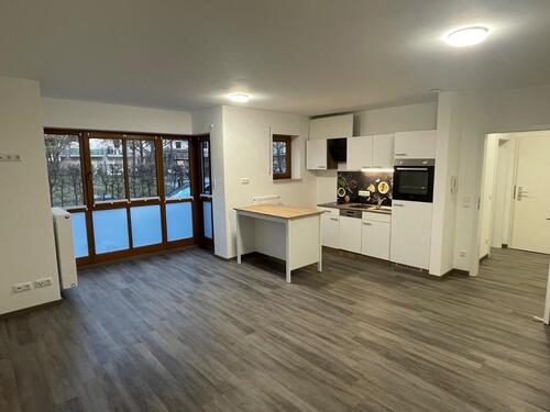 Foto - Erstbezug nach Sanierung: Helle 1‑Zimmer‑Whg (36 m²) mit TG, EBK