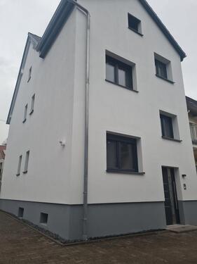 Foto - Sehr zentral ! MFH + Bauplatz mit Baugenehmigung