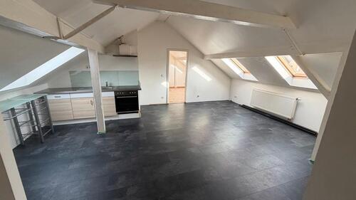 Foto - PROVISIONSFREI 3-Zimmer-DG-Wohnung 2.OG m.Charme & 2 Stellplätzen