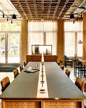 Foto - Büro 2.14: Hochmodernes Büro in Hamburgs Altstadt mit Bibliothek