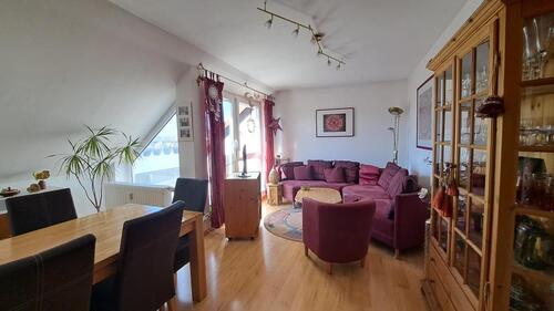 Foto - PROVISIONSFREI ! Sonnige 2,5-Zimmerwhg m. Loggia+ Aufzug in Fürth