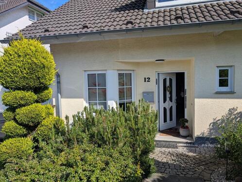 Foto - Gepflegtes EFH in ruhiger Anwohnerstr. von Köln-Lind-Courtagefrei