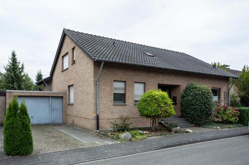 Foto - Einfamilienhaus - 680.000,00&nbsp;EUR Kaufpreis, ca.&nbsp; 180,00&nbsp;m&sup2;