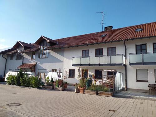 Foto - Reihenmittelhaus - 2.150,00&nbsp;EUR Kaltmiete, ca.&nbsp; 155,00&nbsp;m&sup2;