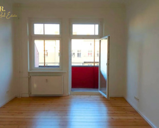 Großzügige 3-Zimmer-Altbauwohnung mit EBK I Balkon I Duschbad im Erstbezug nach Modernisierung - Berlin Mitte