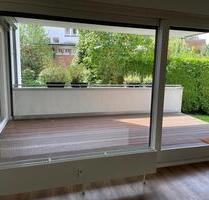 Großzügige 4-Zi–Hochparterre-Whg. mit Garten in Nienstedten - Hamburg Altona