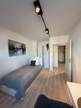 Foto - WG-ZIMMER IN NÜRNBERG-MÖGELDORF - MÖBLIERT + KÜCHE