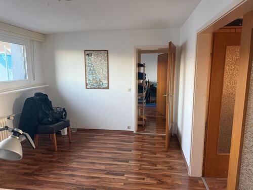 Foto - Helle 4-Zimmer-Wohnung im DG - 900,00&nbsp;EUR Kaltmiete, ca.&nbsp; 92,84&nbsp;m&sup2;