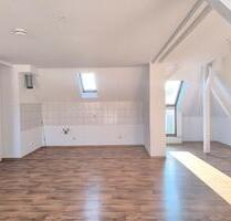 Moderne 3-Raumwohnung im Dachgeschoss – hell, offen und einladend - Halle (Saale) Gesundbrunnen