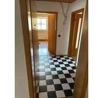 Schöne 2-Zimmer-Dachgeschosswohnung mit Balkon in Lenting - Buxheim