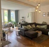 Cracau: 3,5 Zimmerwohnung über zwei Etagen mit Garten und Garage - Krefeld