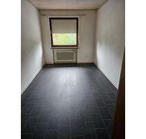 WG-Zimmer zu vermieten - 340,00&nbsp;EUR Kaltmiete, ca.&nbsp; 15,00&nbsp;m&sup2; in Kassel (PLZ: 34134) Niederzwehren