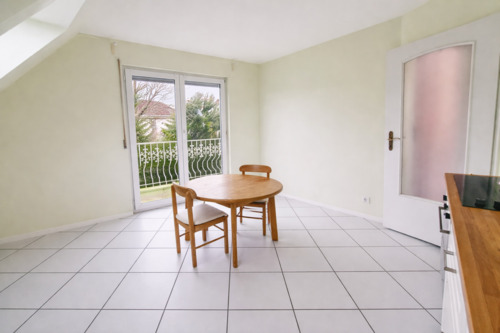 Foto - 3 Zimmer Dachgeschoßwohnung zur Miete in Marktheidenfeld