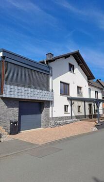 Foto - Günterod: Traumhaus in Südhanglage - 1 bis 2 Familienhaus