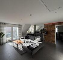 Moderne 3,5-Zimmer-Maisonette mit Südbalkon, Einbauküche & Aufzug - Frankenhardt