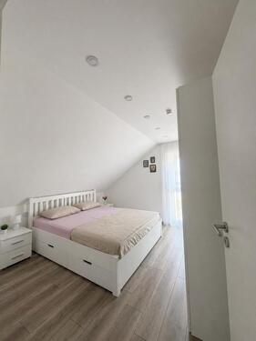 Foto - 6 Zimmer Doppelhaushälfte zur Miete in Denkendorf