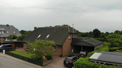 Foto - Gepflegtes Einfamilienhaus mit Einliegerwohnung u. Doppelcarport