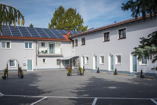 Foto - 34 Zimmer Etagenwohnung zur Miete in Aiterhofen