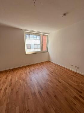 Foto - Zentrale 1-Zimmer-Wohnung mitten in der Neustadt
