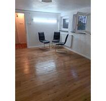 Ein bis Zwei Räume im UG mit separate Eingang für Ihr Hobby... - Leverkusen Schlebusch