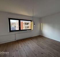 schöne 2 Zimmer Wohnung, frisch saniert - Pforzheim Weststadt