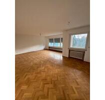 3 ,5 Zimmer Wohnung 1.og - 900,00&nbsp;EUR Kaltmiete, ca.&nbsp; 100,00&nbsp;m&sup2; in Gelsenkirchen (PLZ: 45896) Gelsenkirchen-Nord