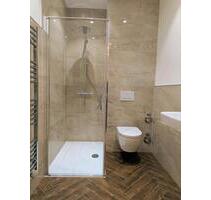 Luxuriöse, sanierte 2-Zimmer-Wohnung + Balkon nahe Schrevenpark - Kiel Schreventeich