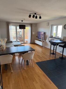 Foto - 3-Zimmer-Neubauwohnung mit 2 Bädern, Loggia, EBK, 2 TG-Plätze