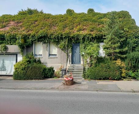 Foto - Haus mit Ladenlokal - 330.000,00&nbsp;EUR Kaufpreis, ca.&nbsp; 240,00&nbsp;m&sup2;