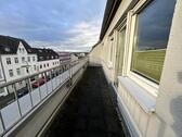 Foto - Kleine Bürofläche mit Balkon und Einbauküche in super Lage!