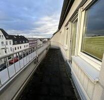 Kleine Bürofläche mit Balkon und Einbauküche in super Lage! - Leverkusen