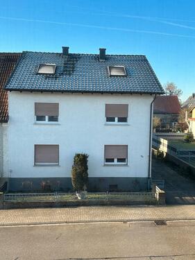 Foto - Haus mit großem Grundstück zu verkaufen