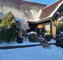 Großes freistehendes Zweifamilienhaus 245 qm Wohnfläche 9 Zimmer - Berlin Spandau