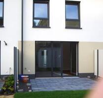 Modernes Reihenhaus zu vermieten - Heuchelheim a. d. Lahn