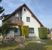 Ländliche Idylle: Wohnhaus mit großem Grundstück - Westerheim