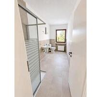 Erstbezug nach Renovierung - helle 2 Zimmer Wohnung mit Balkon - Kamp-Bornhofen