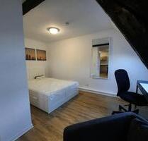 Stadtzentrum Aachen - hochwertige möblierte Wohnung - zur Miete