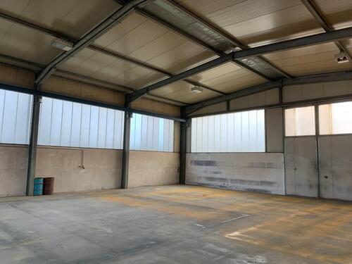 Foto - Lagerhalle mit Portalkran in Ottendorf-Okrilla