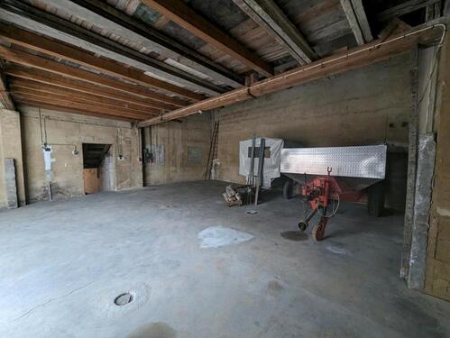 Foto - Lagerhalle(165m²) mit Keller(70m²) zu vermieten